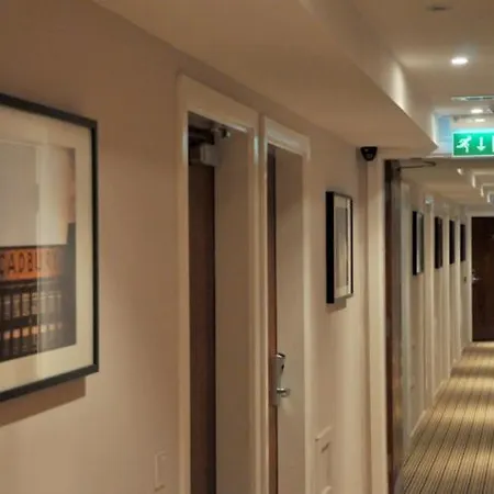 Hotel Royal George 3*